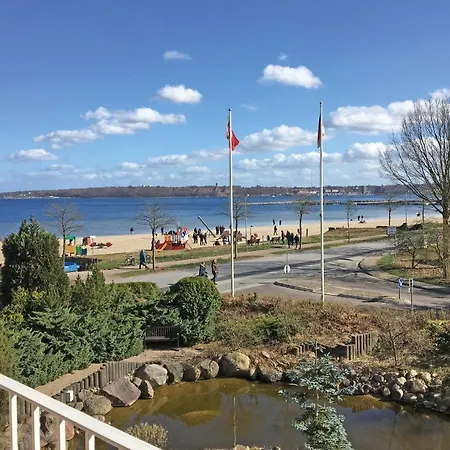 Fewo1846 Strandresidenz Wassersleben - Muschelnest - Stilvolles Studioapartment Mit Balkon アパート ハリスレー